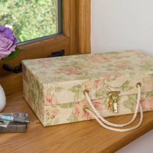 Handbag Box - Antique Gold